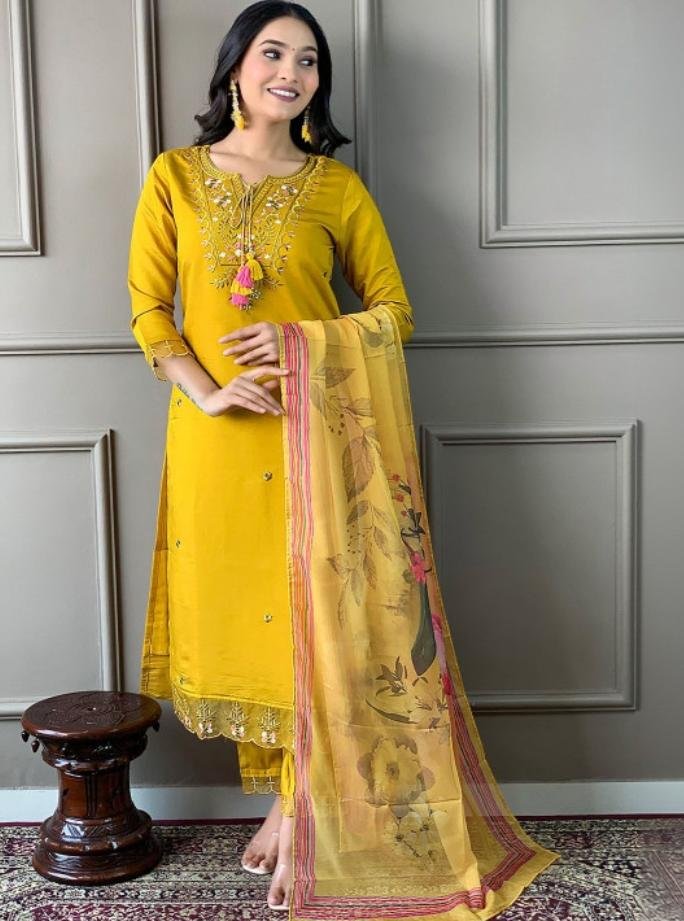 Women Floral Embroidered Regular Thread Work Chanderi Cotton Kurta with Trousers & With Dupatta - Image 3